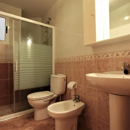 Apartamento En Torrevieja Para 4 Personas * Torrevieja